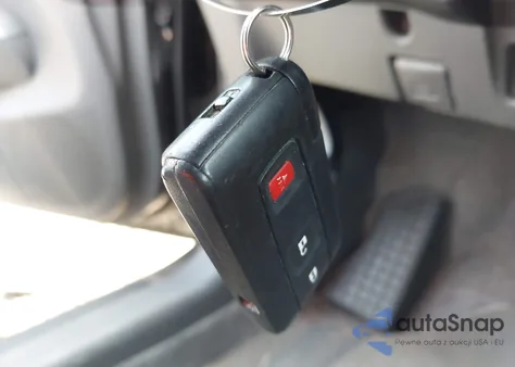 2004 Toyota Prius z USA, uszkodzony, nr VIN JTDKB22U540077645